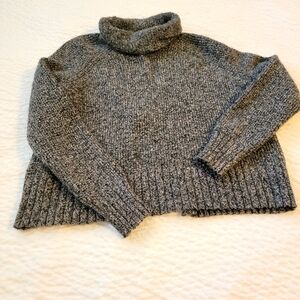 Madewell Grey Long Sleeve Turtle Neck Gray Cropped Sweater SZ M